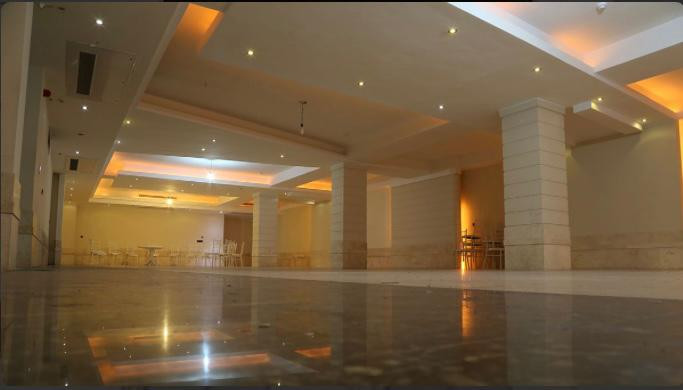 آپارتمان ۲۵۰ متر سه خواب دروس