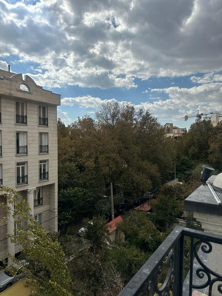 فروش آپارتمان 125 متر 2 خواب در نیاوران