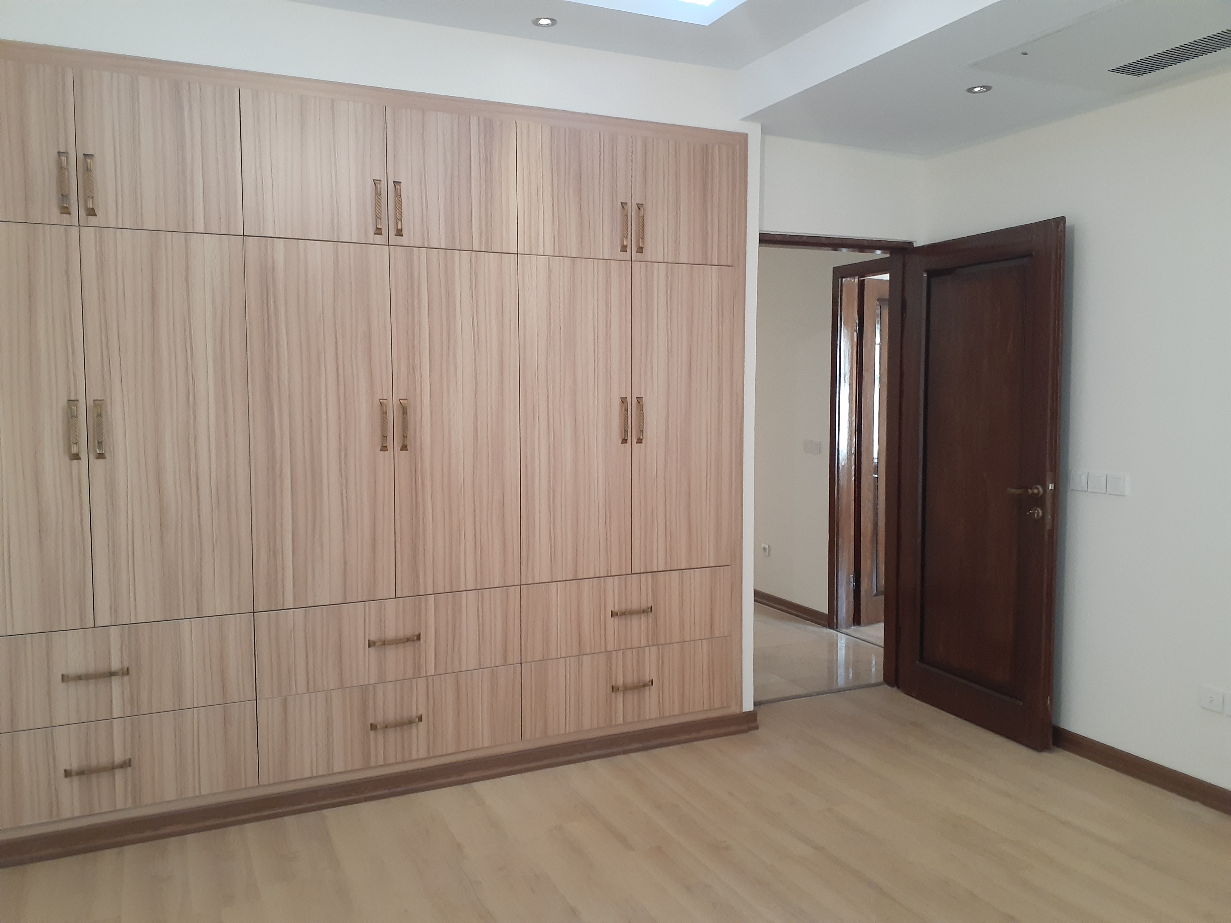 فروش آپارتمان 260 متر دروس