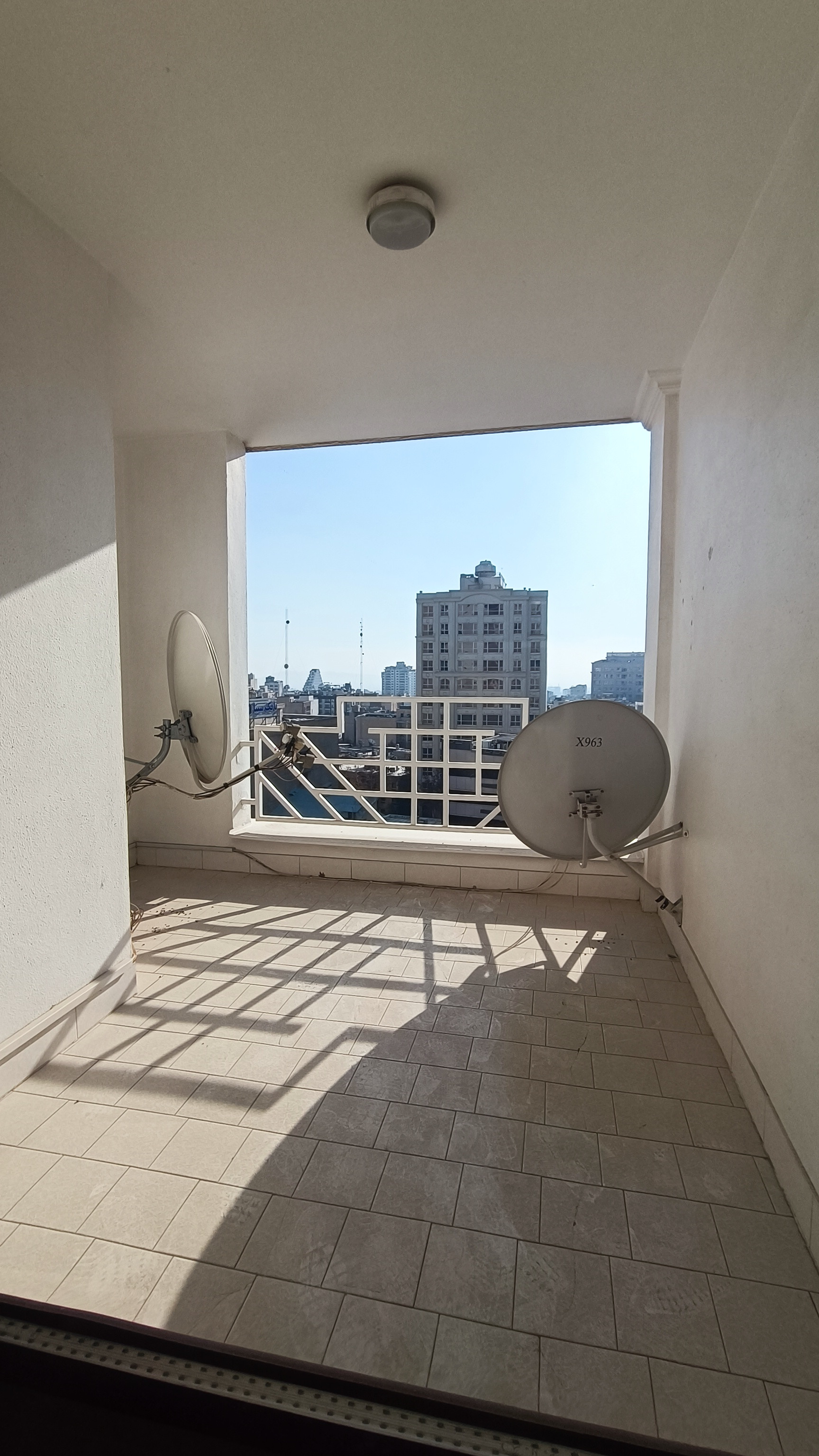 فروش 230 متر برج فرمانیه فول مشاعات