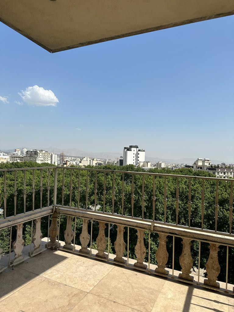 فروش آپارتمان 185 متر اقدسیه