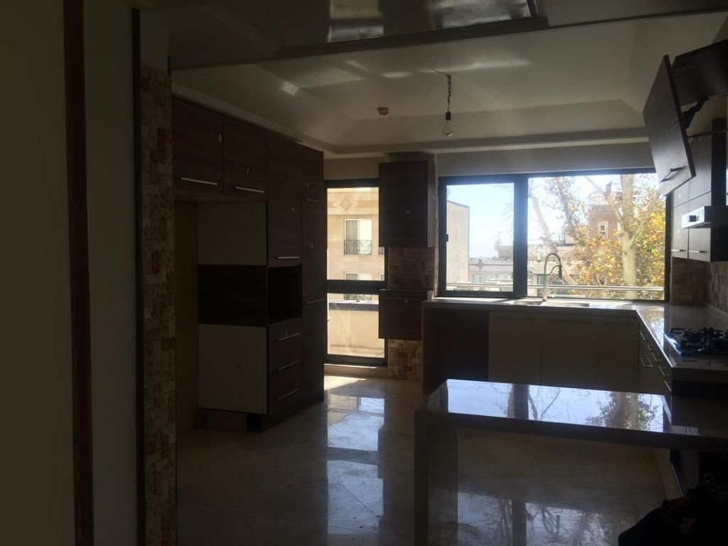 فروش آپارتمان 247 متر آجودانیه تاپ لوکیشن