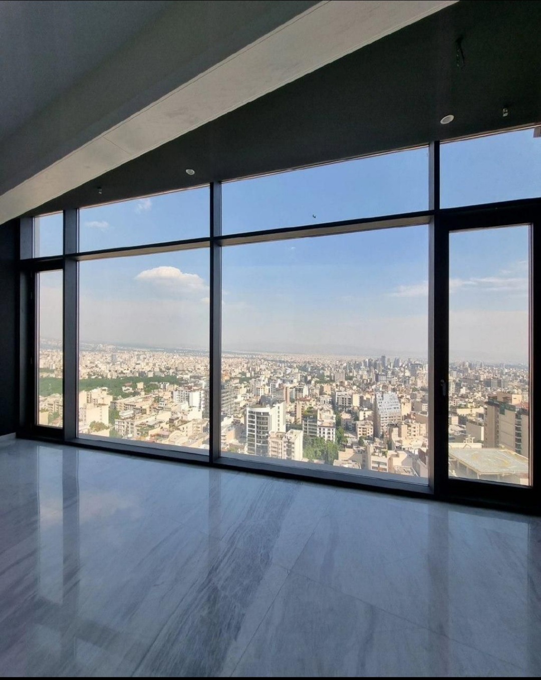 فروش آپارتمان 189 متر مدرن نیاوران لوکیشن دسترسی ویو امنیت تهاتر