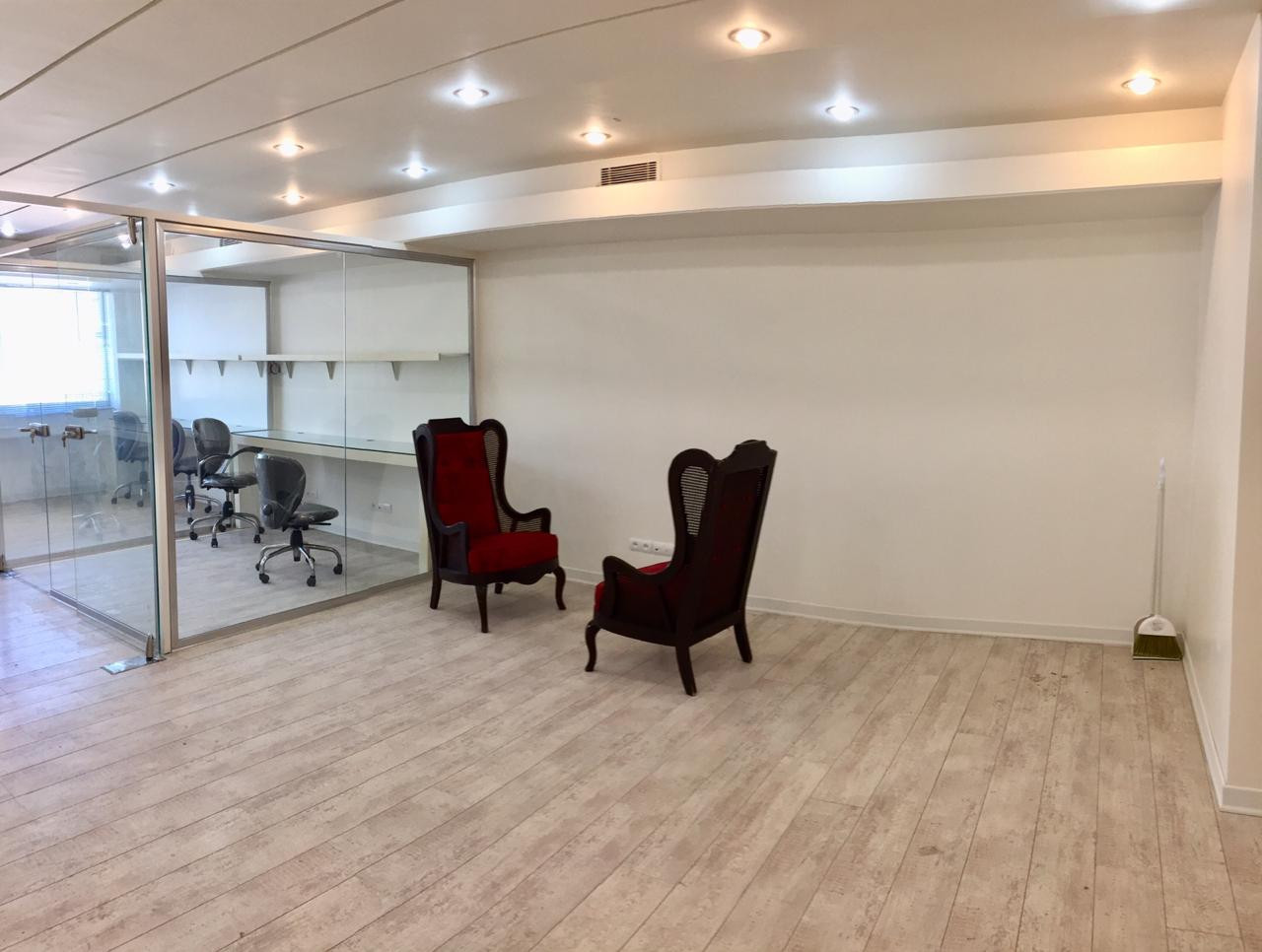 اجاره آپارتمان اداری 135 متر دولت