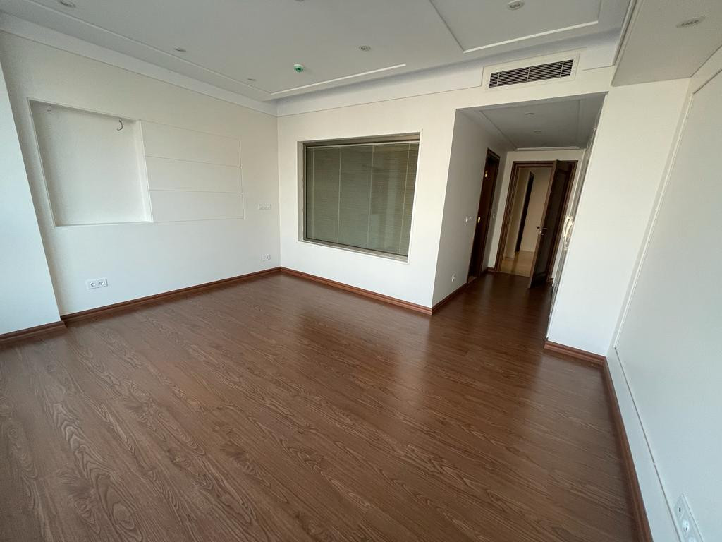 فروش آپارتمان 210 متر فرمانیه 4 پارکینگ