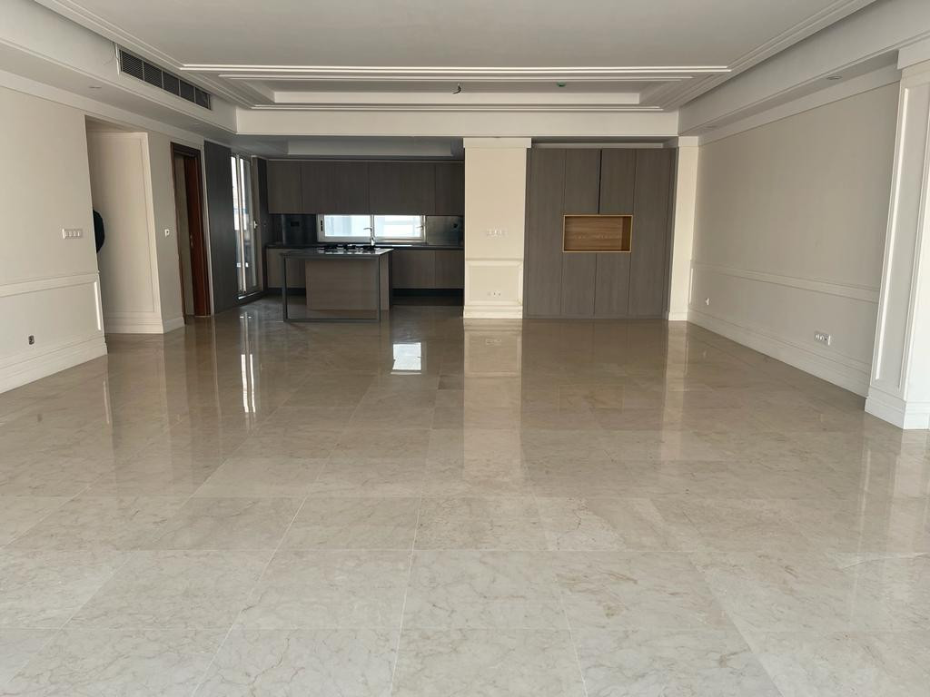 فروش آپارتمان 210 متر فرمانیه 4 پارکینگ