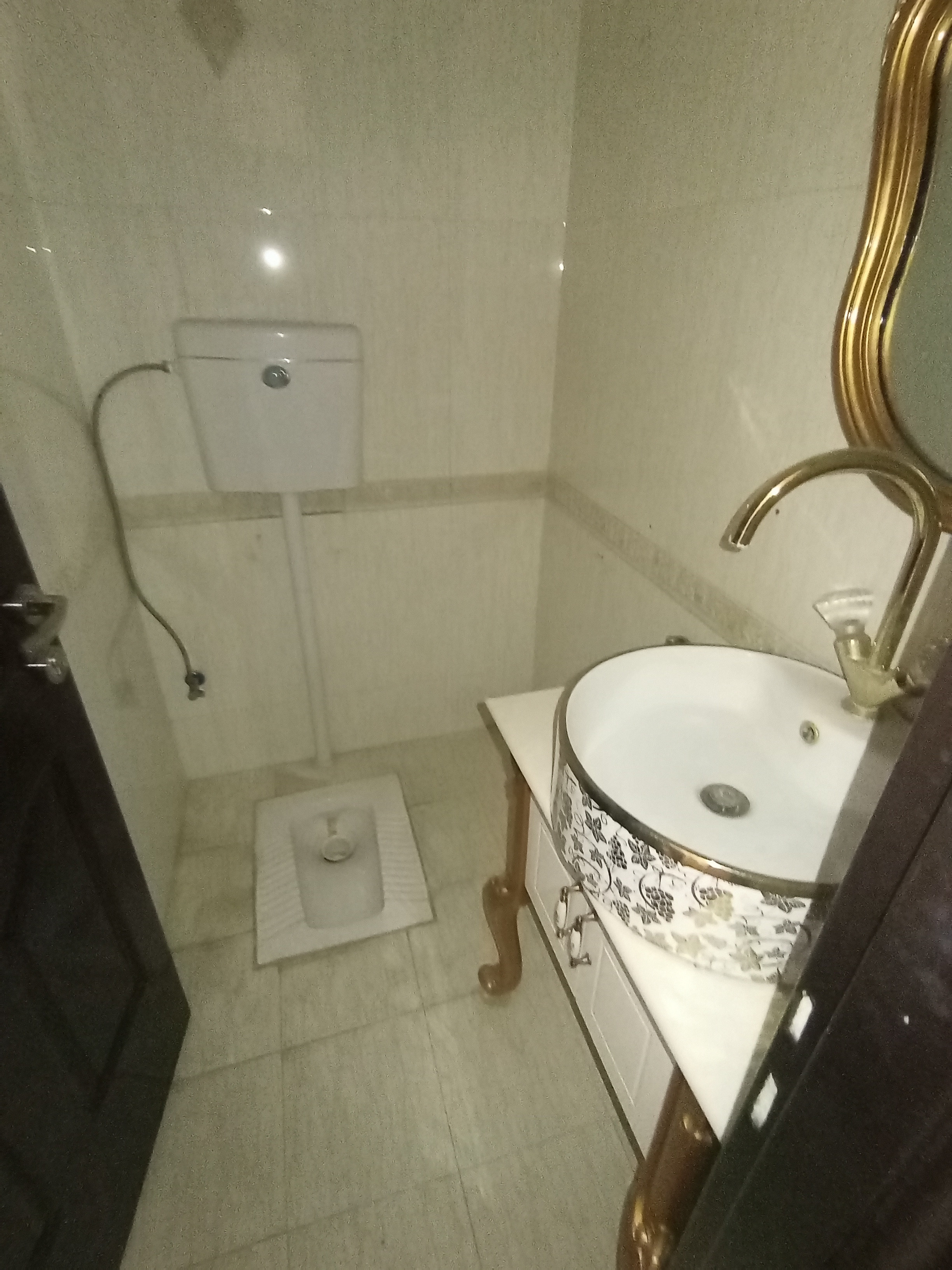 فروش آپارتمان  110 متر پاسداران بدون مشرف
