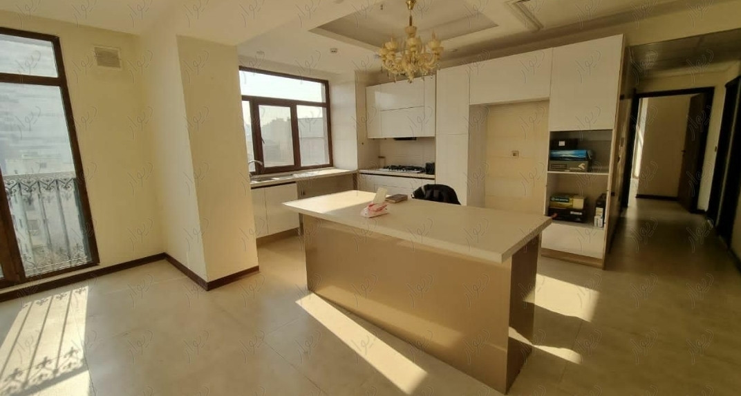 فروش آپارتمان اداری 145 متر پاسداران