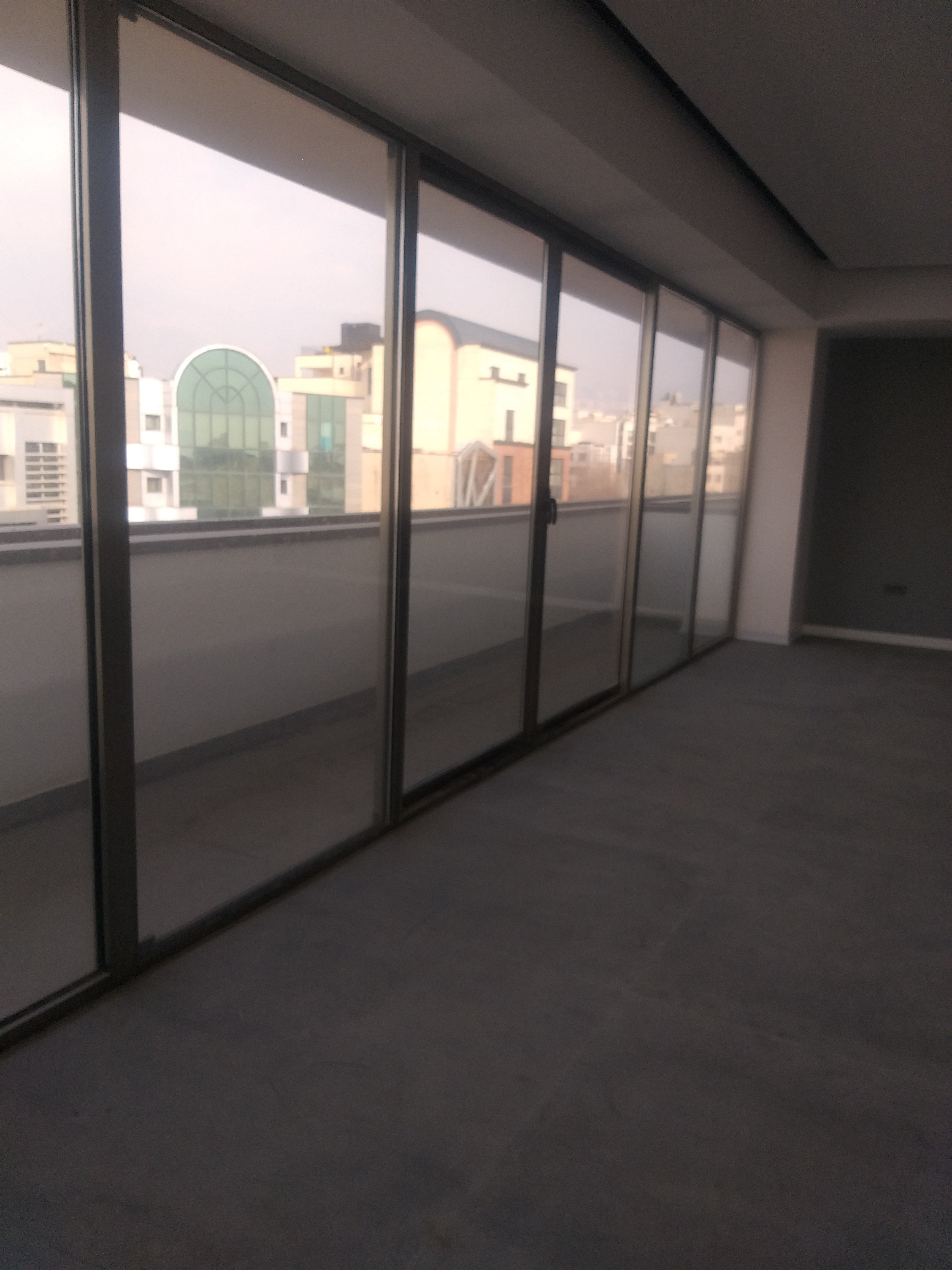 اجاره آپارتمان اداری 145 متر پاسداران سازه‌ای لوکس