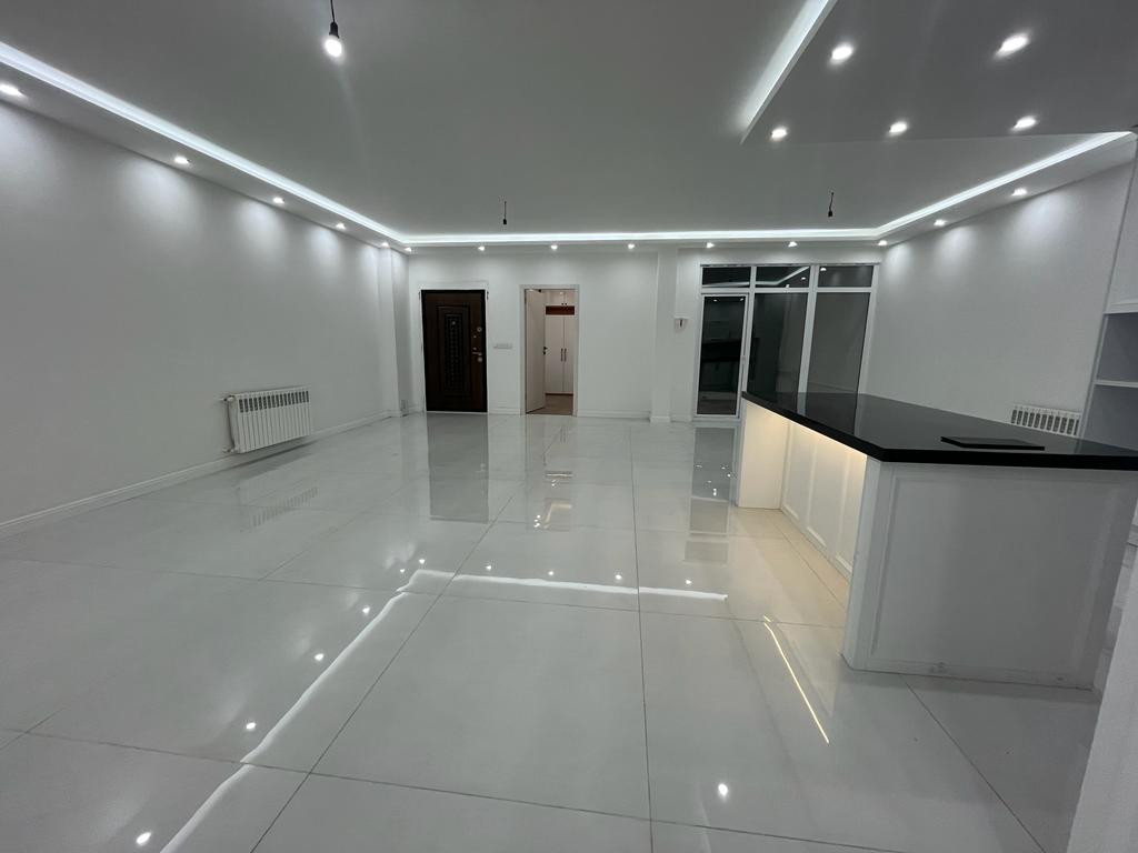 فروش آپارتمان ۱۴۰ متر ۳ خواب سپند