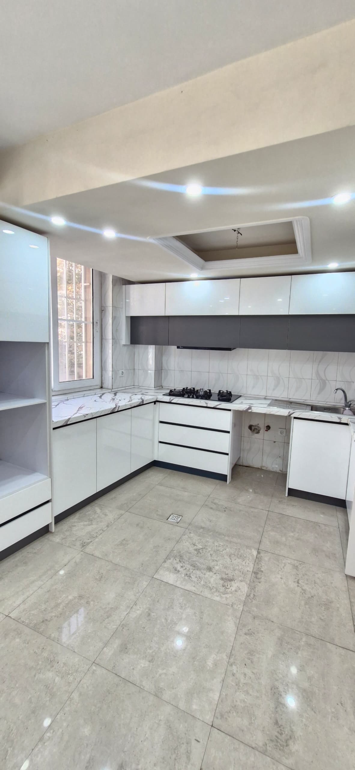 اجاره آپارتمان 75 متر نیاوران  2 خواب