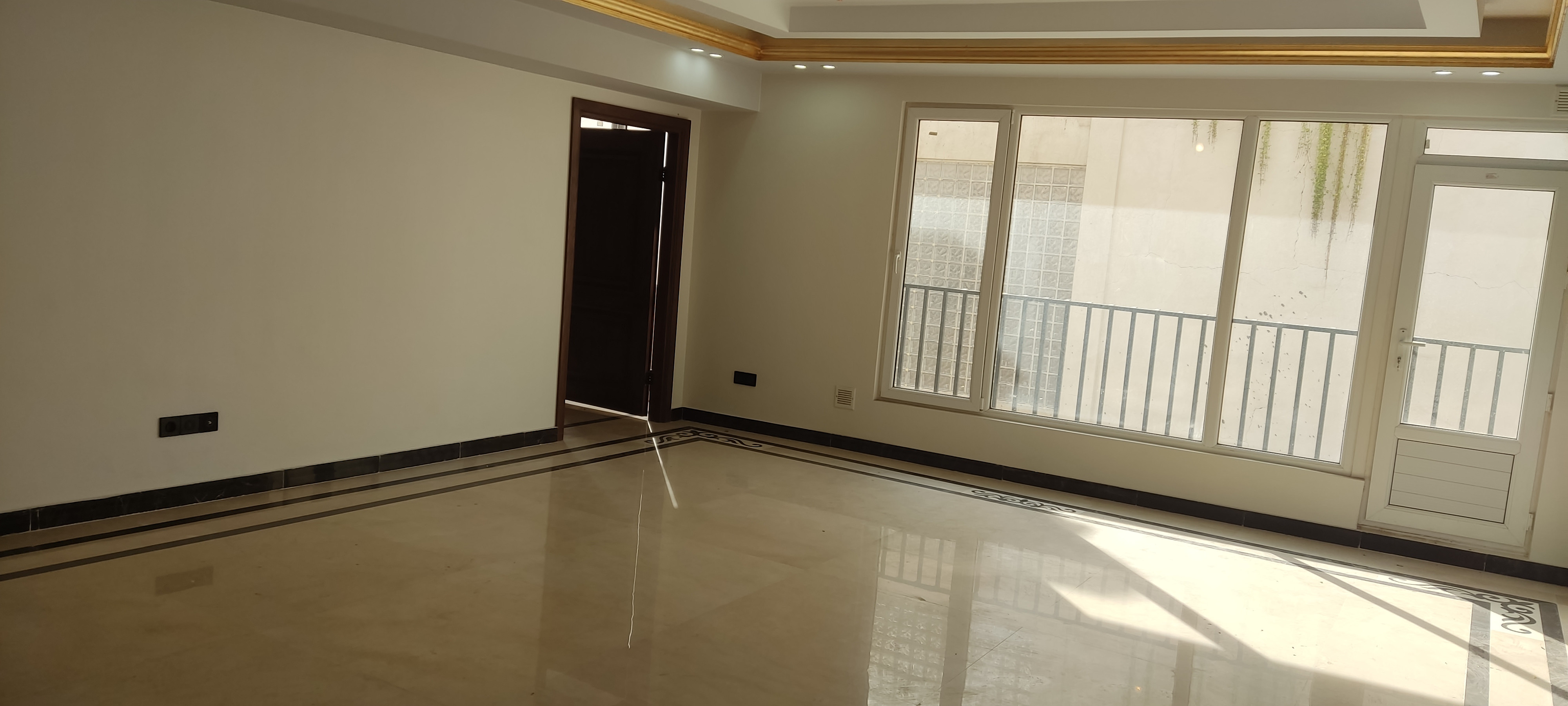 فروش آپارتمان 84 متر پاسداران غرق در نور