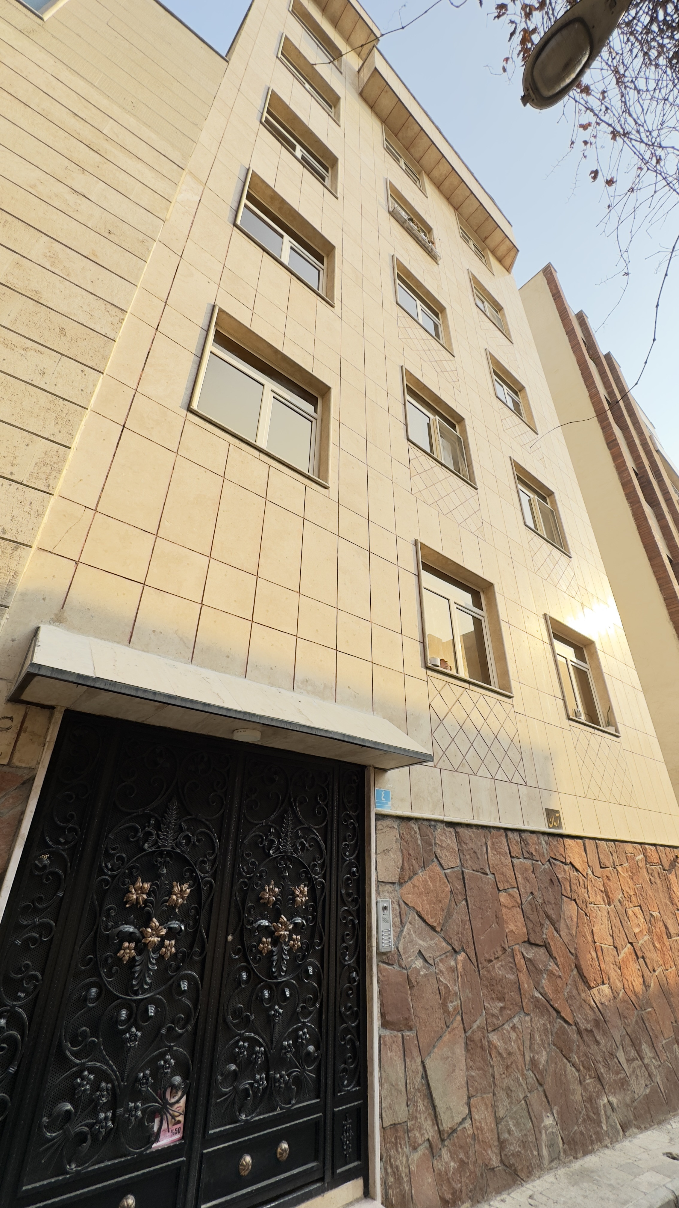 فروش آپارتمان 82 متر دزاشیب سرمایه گذاری