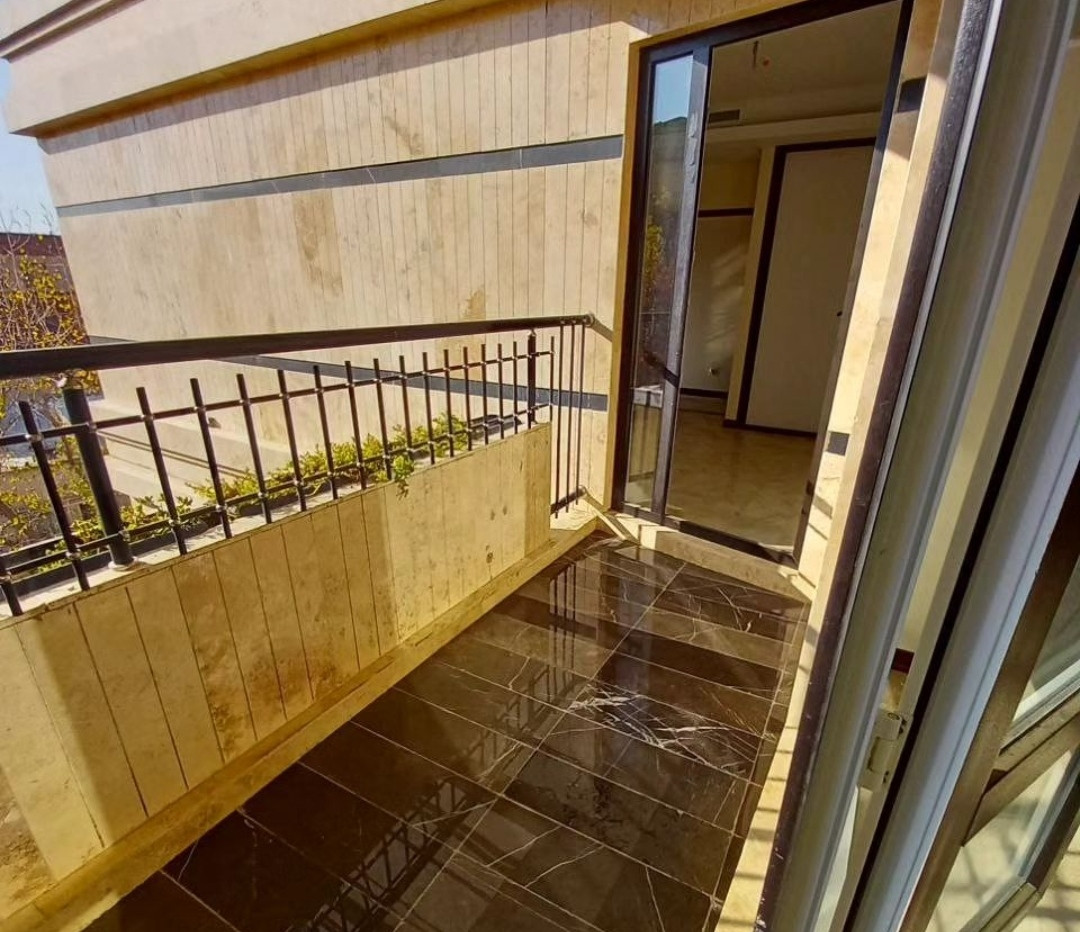 اجاره آپارتمان 100 متر دزاشیب غرق نور