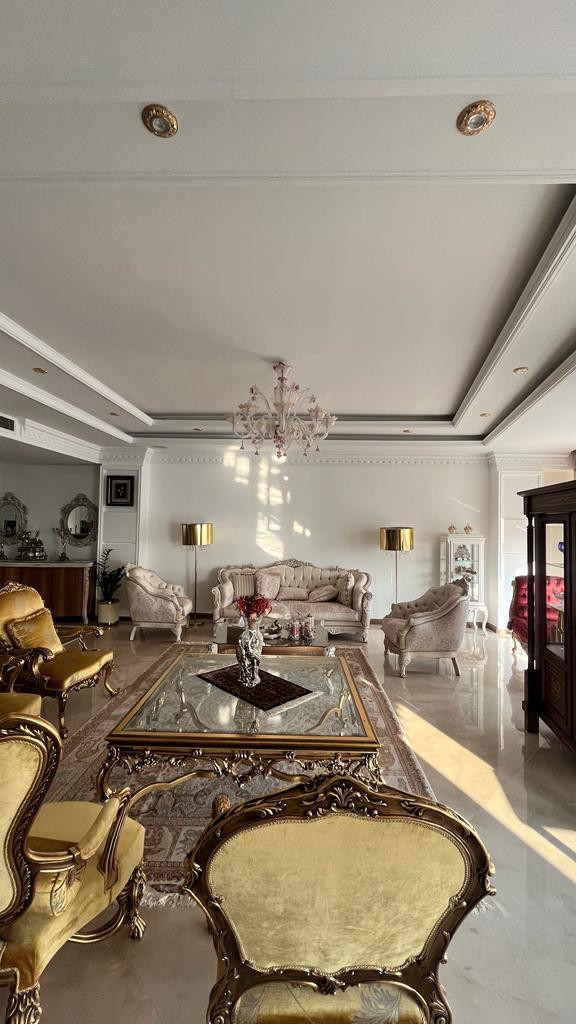 فروش آپارتمان 138 متر نیاوران مشاعات آبی
