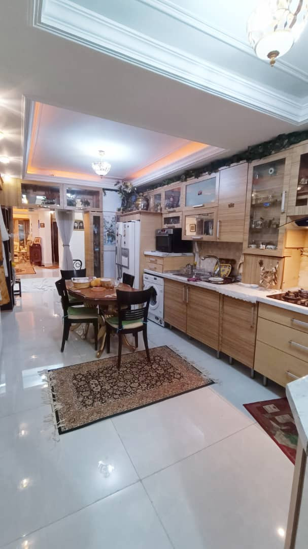 فروش آپارتمان 155متر قیطریه نزدیک پارک