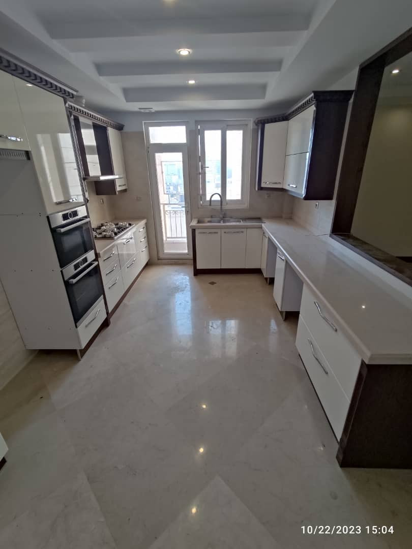 فروش آپارتمان 161 متر دیباجی نوساز