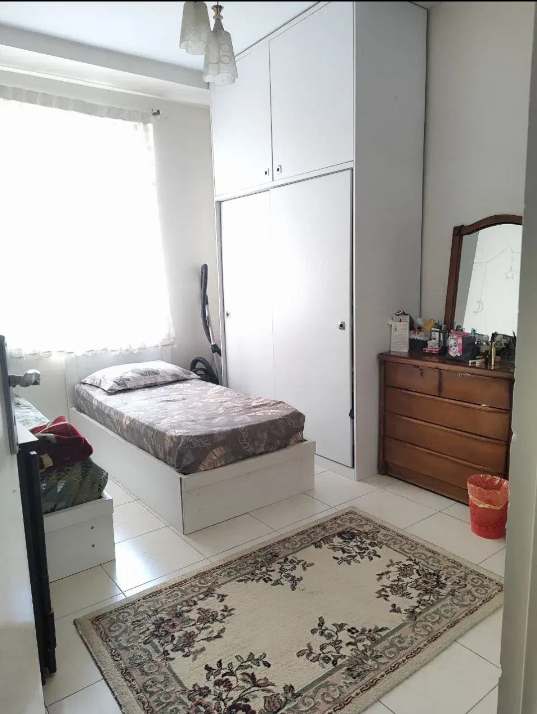 فروش آپارتمان 93متر نارمک مهرگان سرمایه گذاری