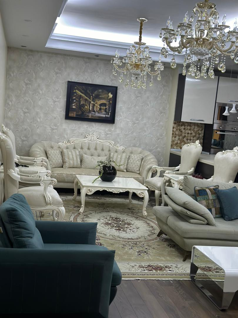 اجاره  اپارتمان 200 متر نیاوران
