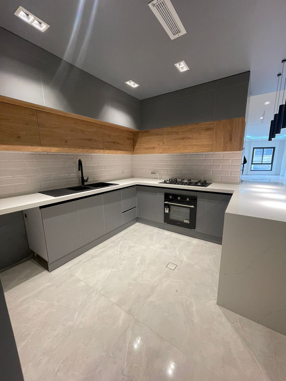 فروش آپارتمان 190 متر جهانتاب