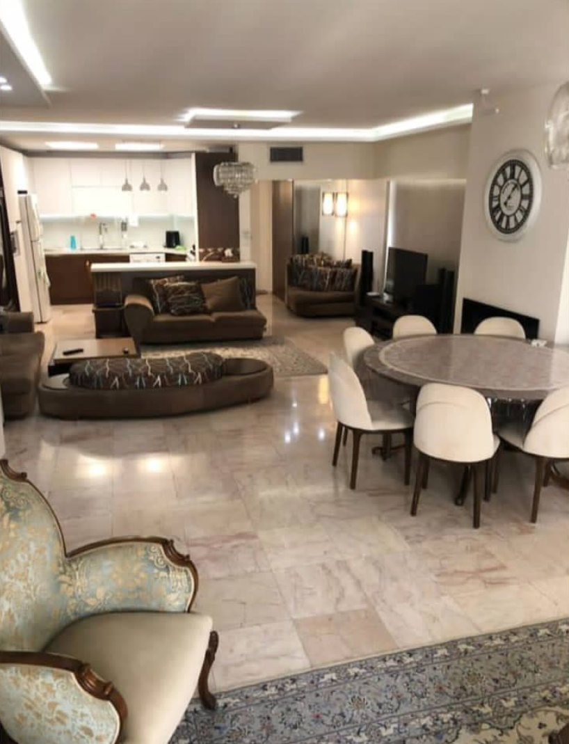 فروش آپارتمان 110 متر ازگل نور جنوب خوش نقشه