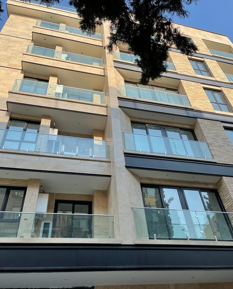 فروش آپارتمان فرمانیه ۱۵۵ متر ۲ پارکینگ