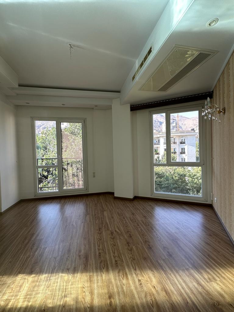 اجاره آپارتمان 240 متر فرمانیه تاپ لوکیشن
