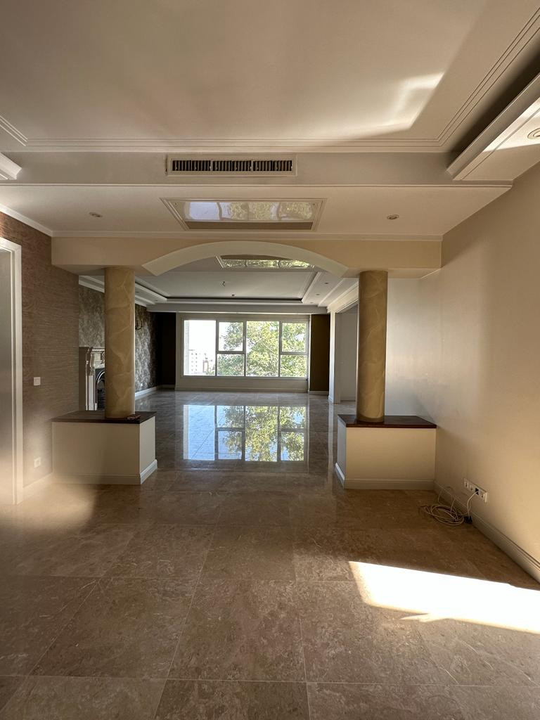 اجاره آپارتمان 240 متر فرمانیه تاپ لوکیشن