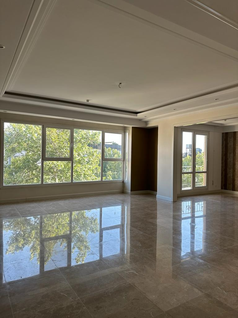 اجاره آپارتمان 240 متر فرمانیه تاپ لوکیشن
