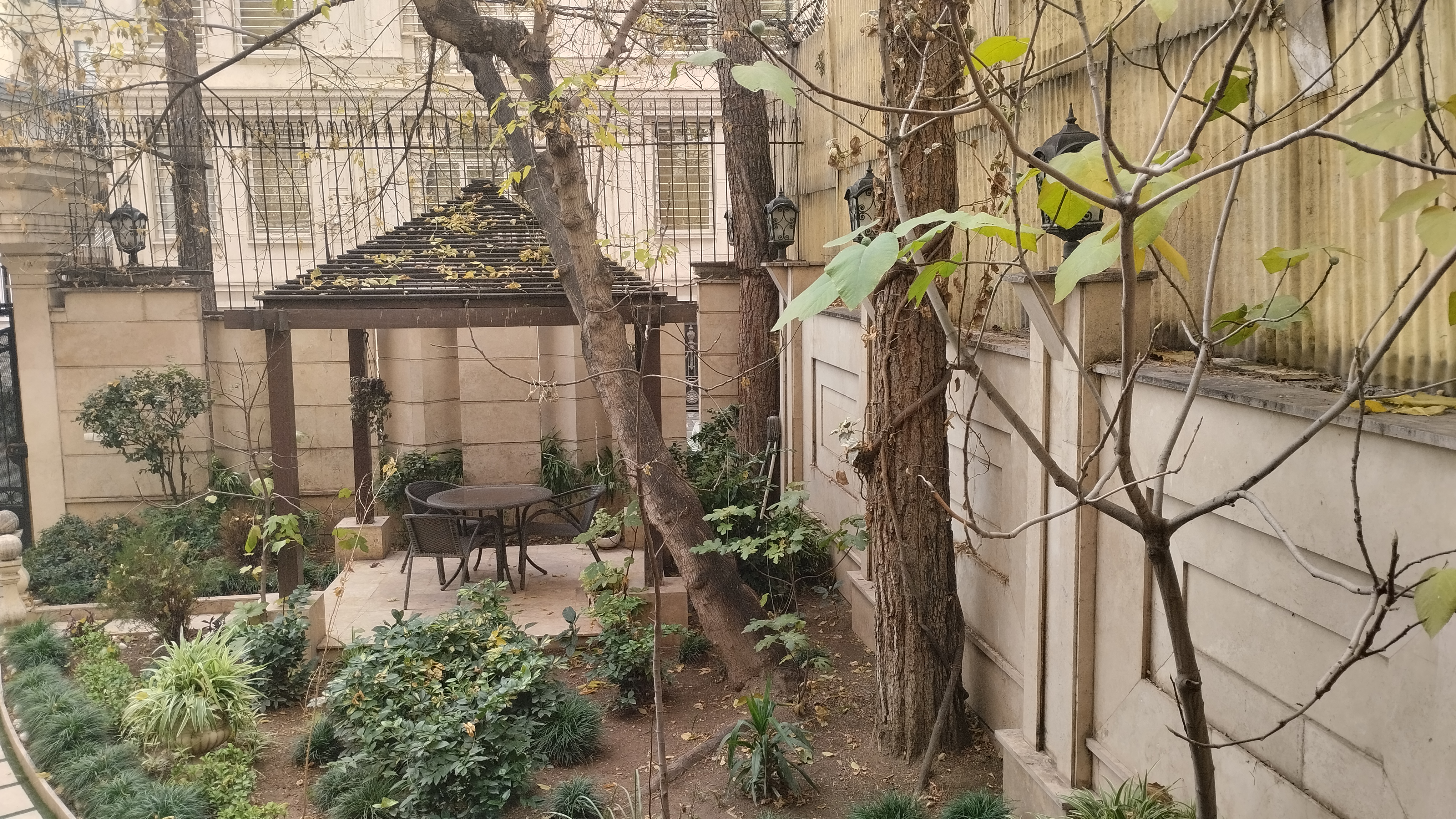 فروش آپارتمان 150 متر 3 خواب فول امکانات و فول مشاعات