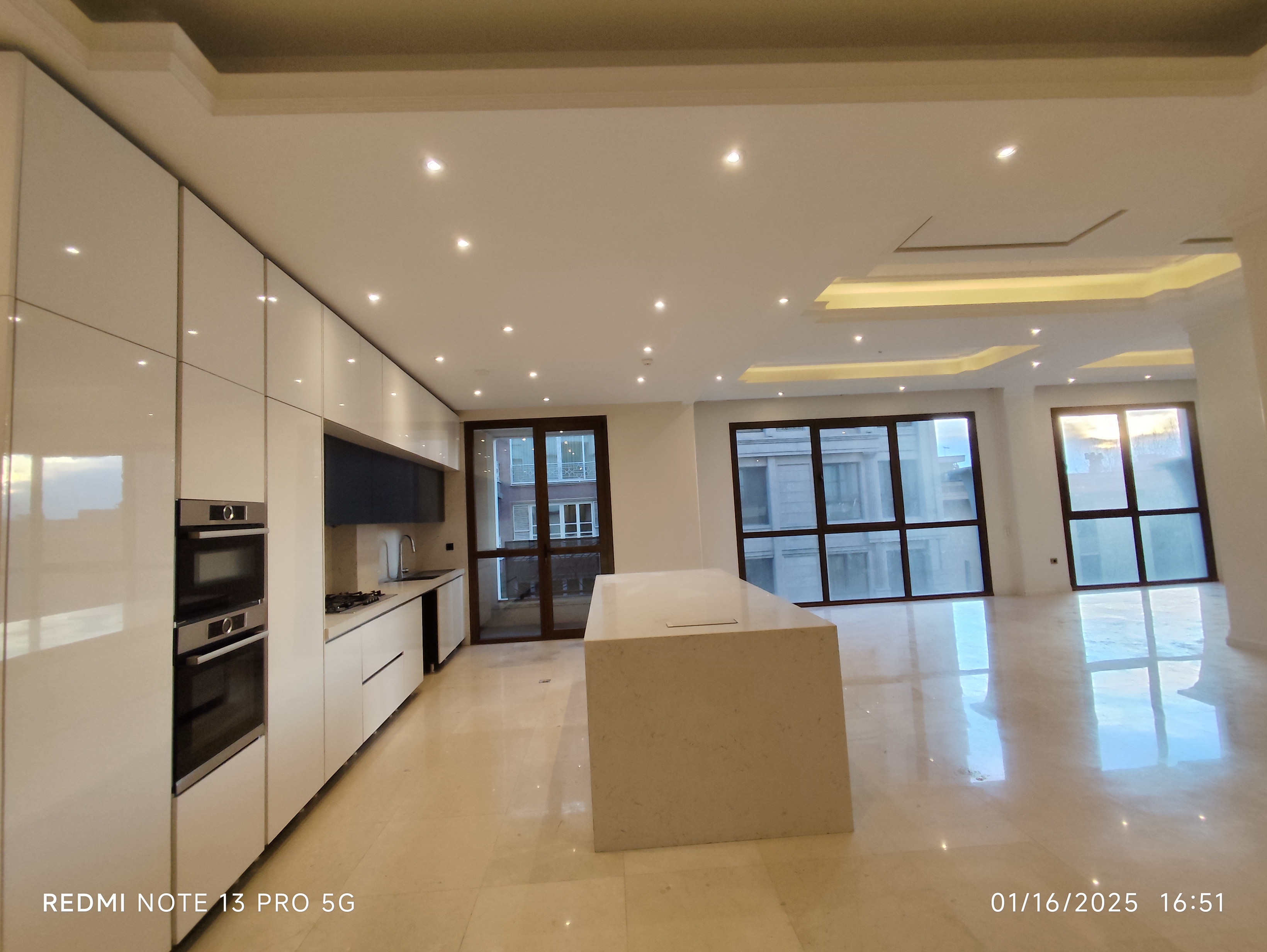 اجاره آپارتمان 220 متری عمار