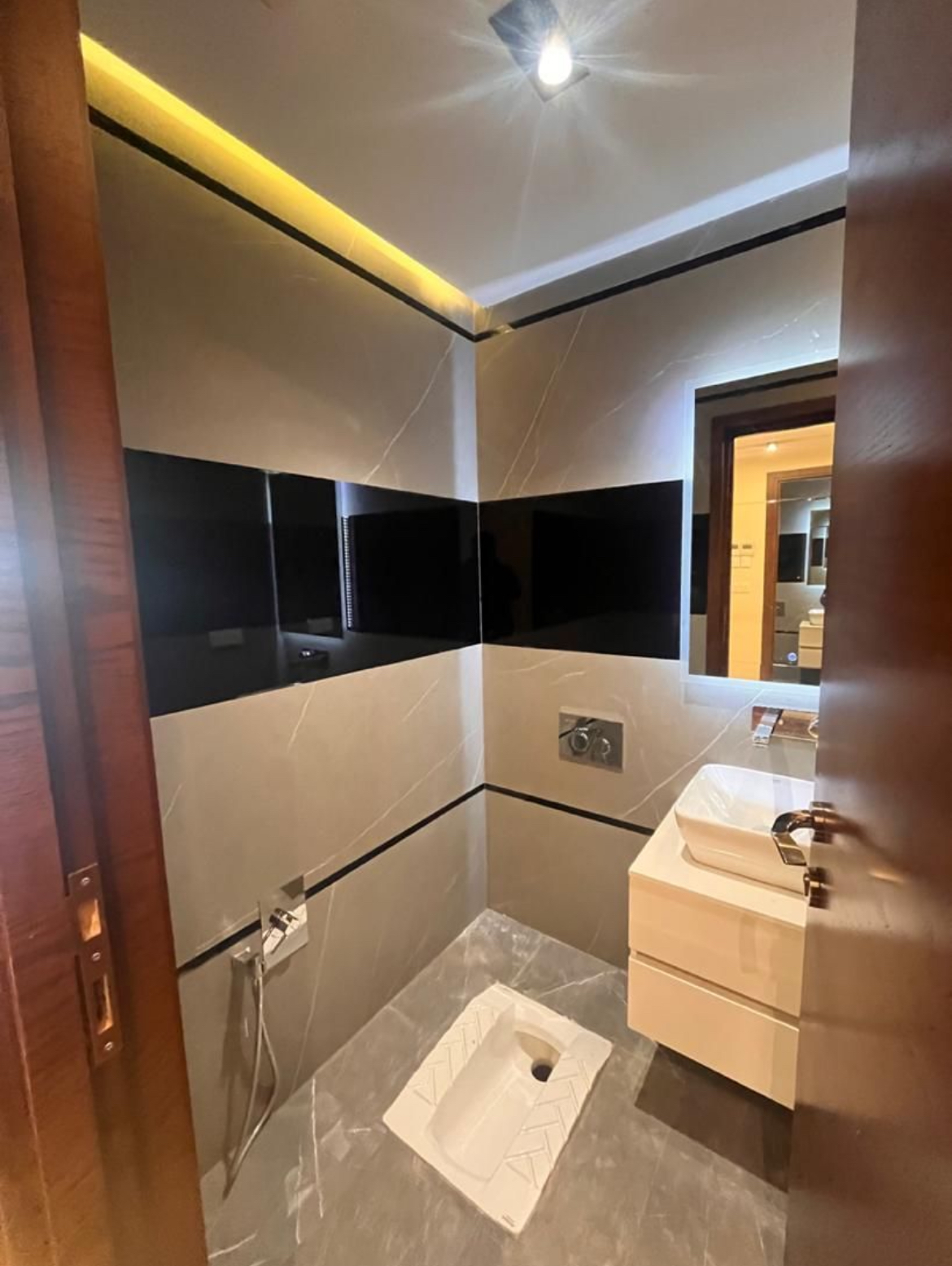 اجاره اپارتمان 150متر فرمانیه فول امکانات