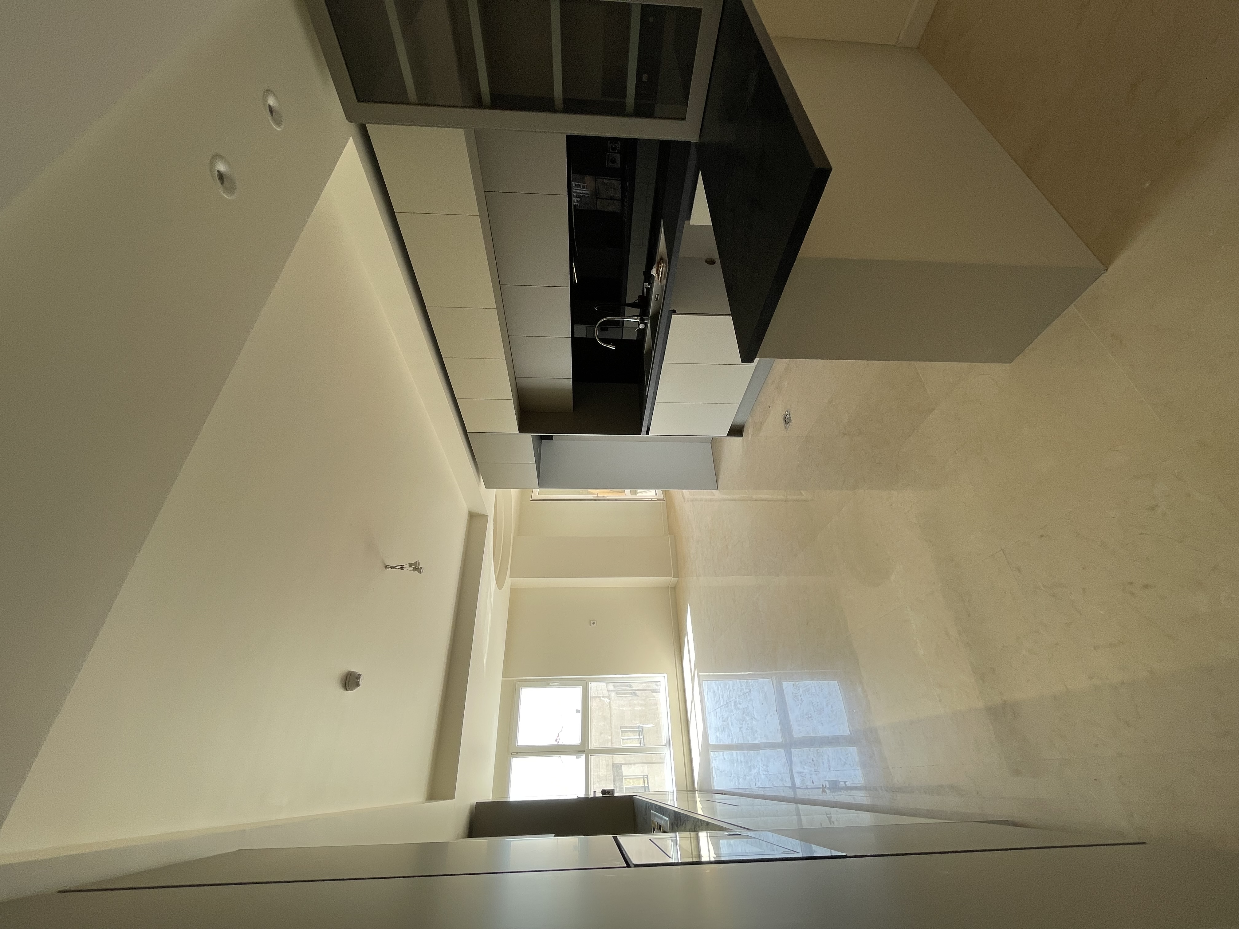 فروش آپارتمان 3 خواب مستر 275 متر نیاوران تاپ لوکیشن