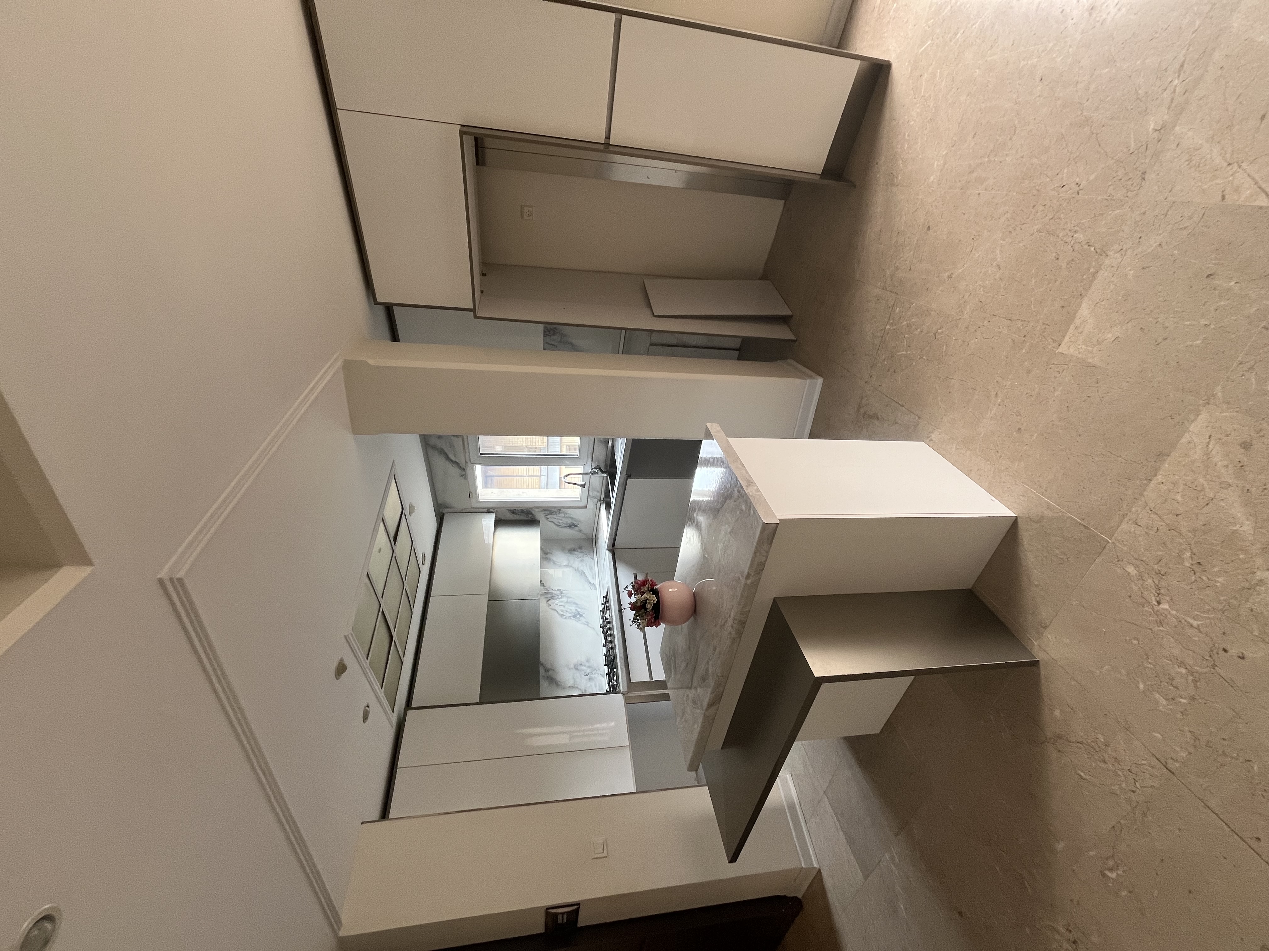 فروش آپارتمان 110 متر طبقه 5 ویو ابدی در تاپ لوکیشن دیباجی