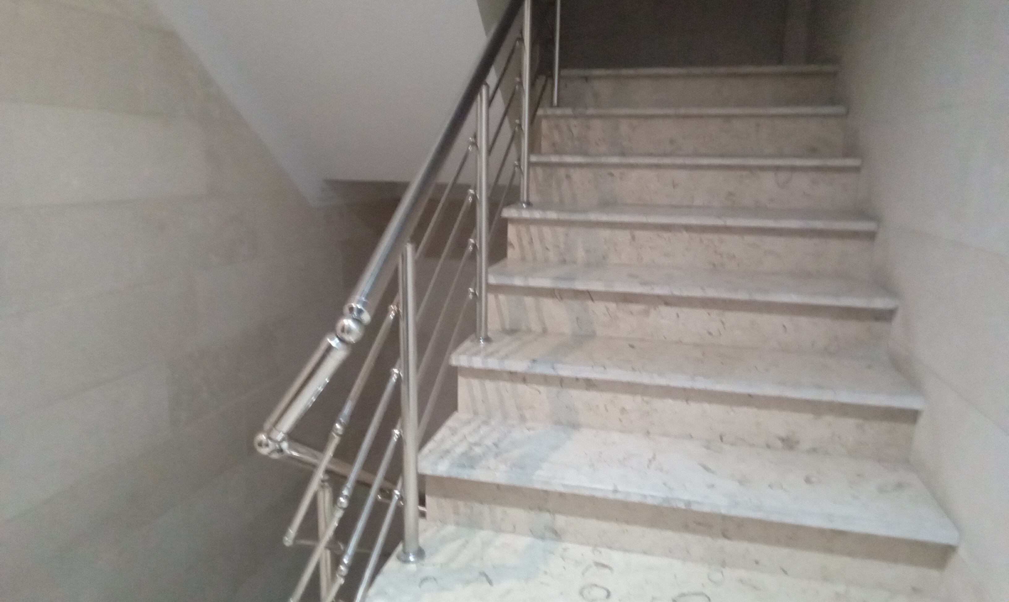 100متر تکواحدی امکانات کامل