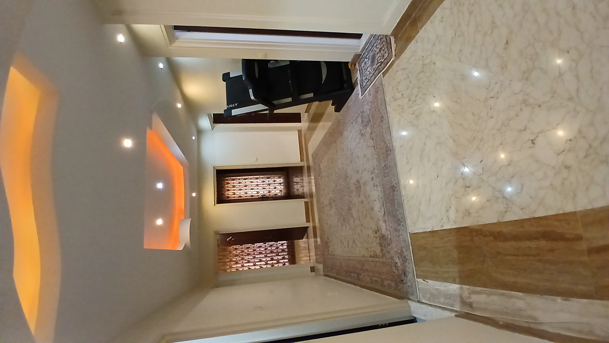 فروش آپارتمان 213 متر هفت حوض فول مشاعات تاپ لوکیشن