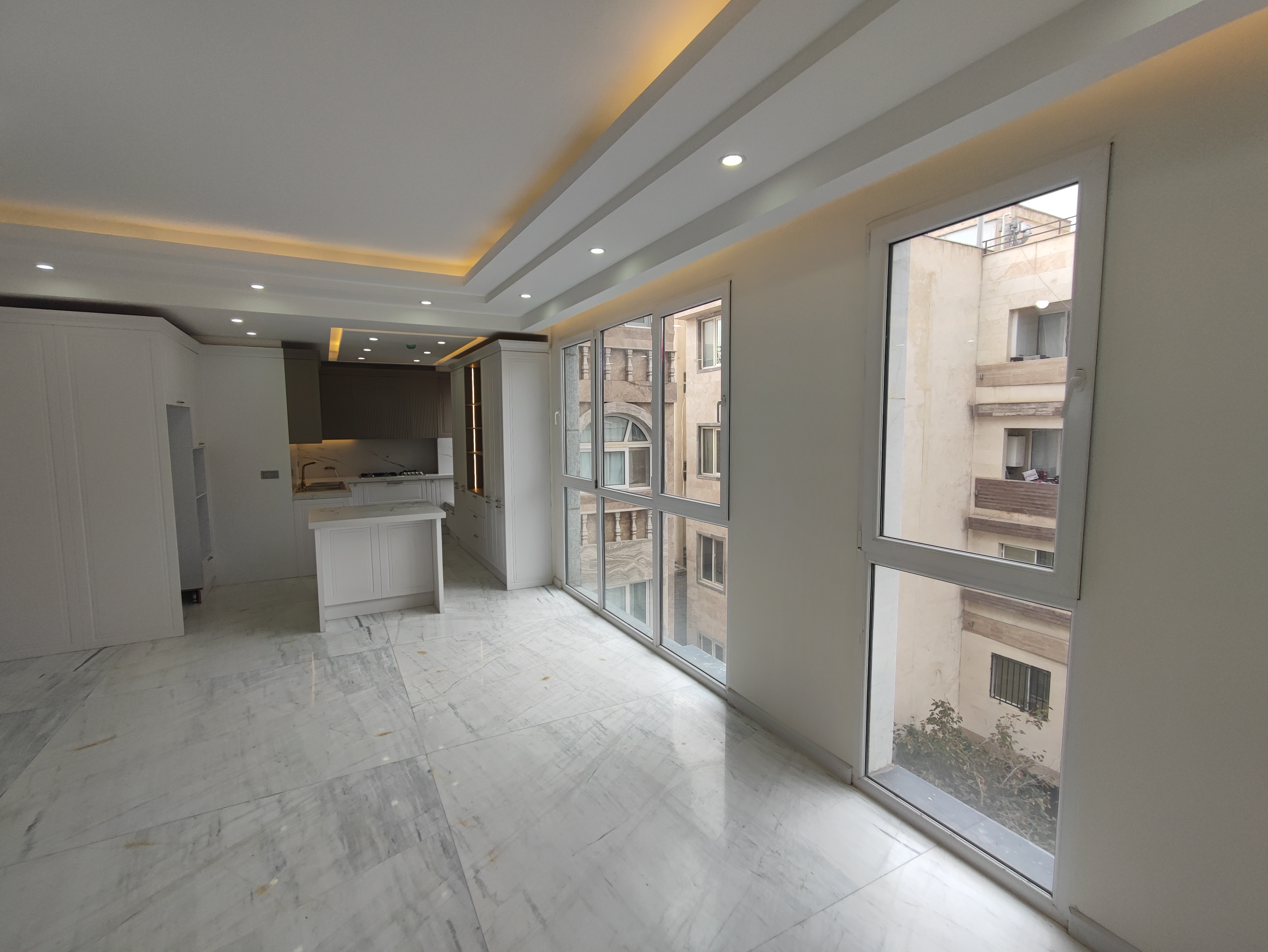 فروش آپارتمان 125متر  نارمک 2پارکینگ
