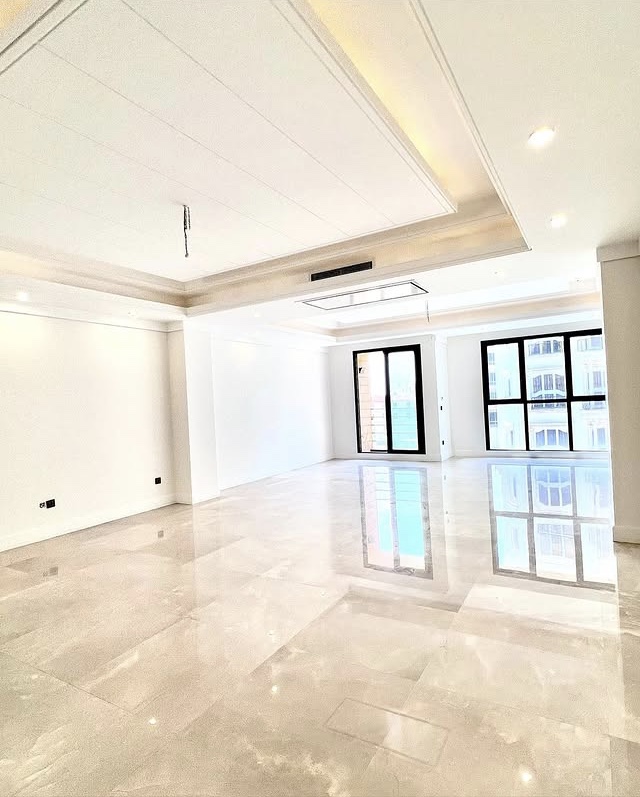 اجاره آپارتمان 240 متر فرمانیه شرقی فول مشاعات