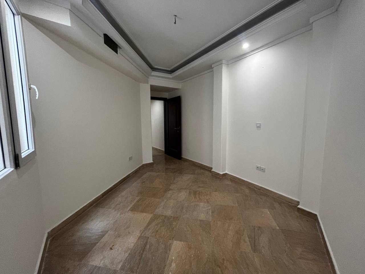 فروش آپارتمان 105 متر کامرانیه 2 خواب