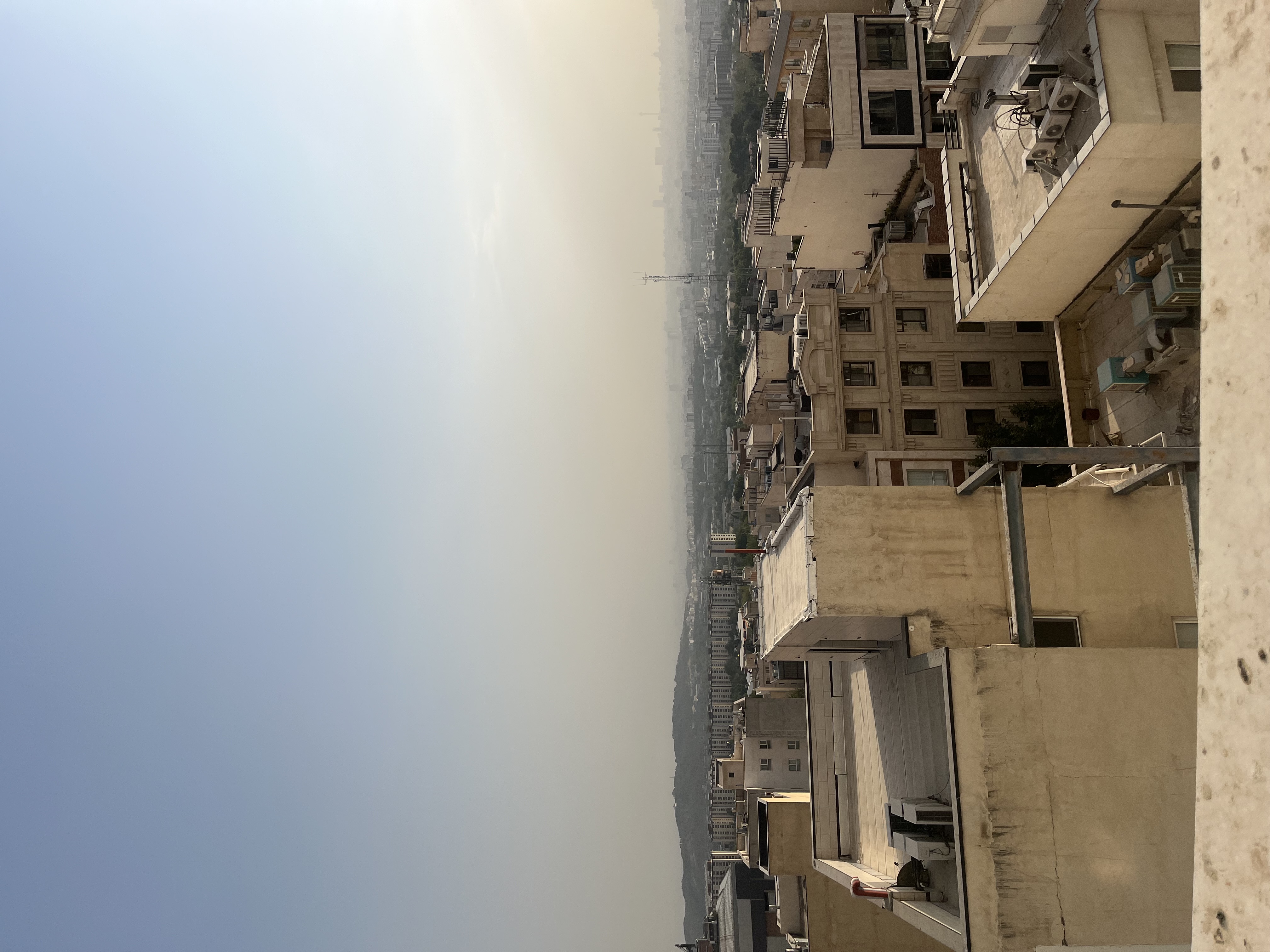فروشش آپارتمان 130 متر سوهانک فول تراس چیدمان 2 پارکینگ
