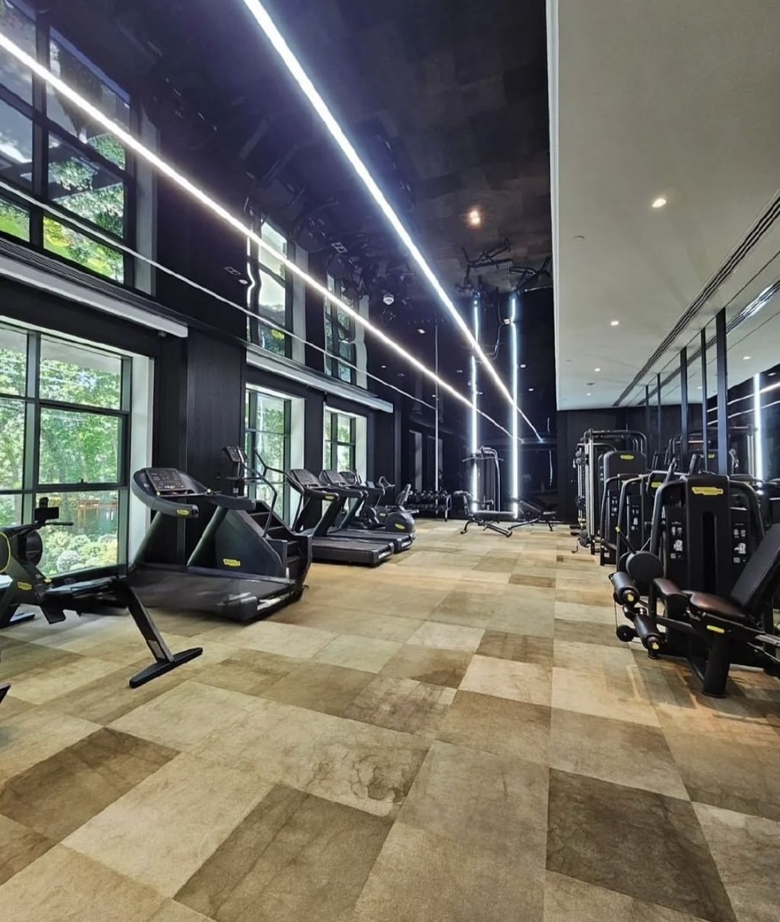 اجاره آپارتمان 200متر دیباجی نوساز فول مشاعات