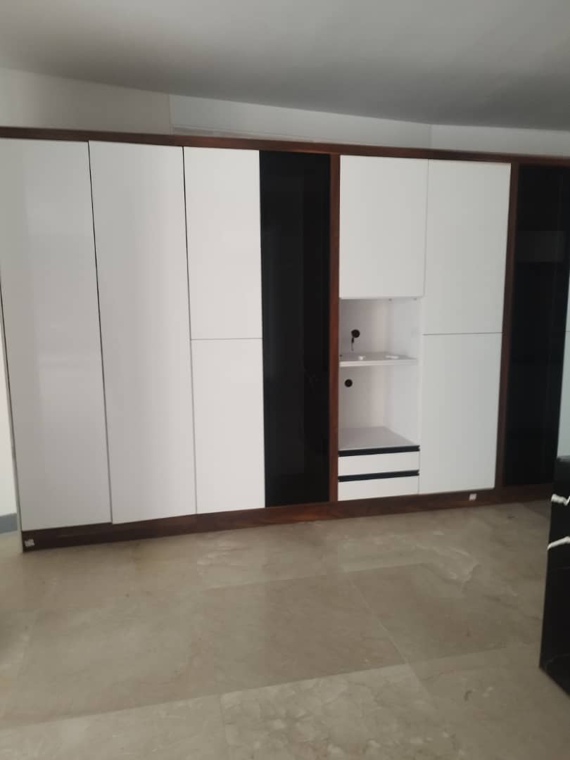 اجاره آپارتمان 230 متری در نیاوران