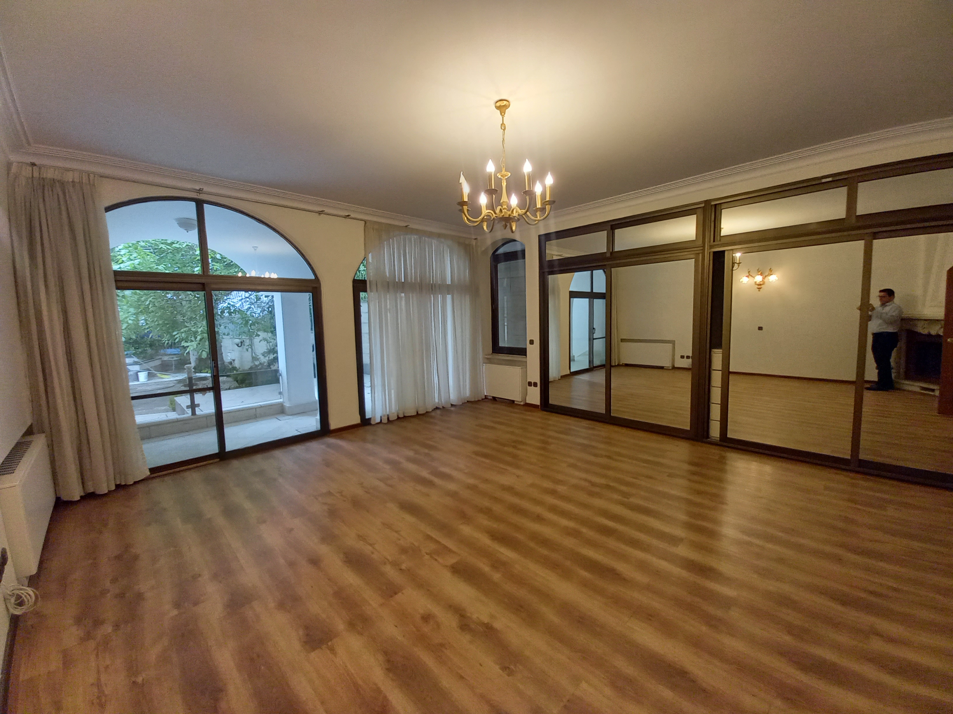 اجاره ویلایی 1200متر نیاوران تاپ لوکیشن
