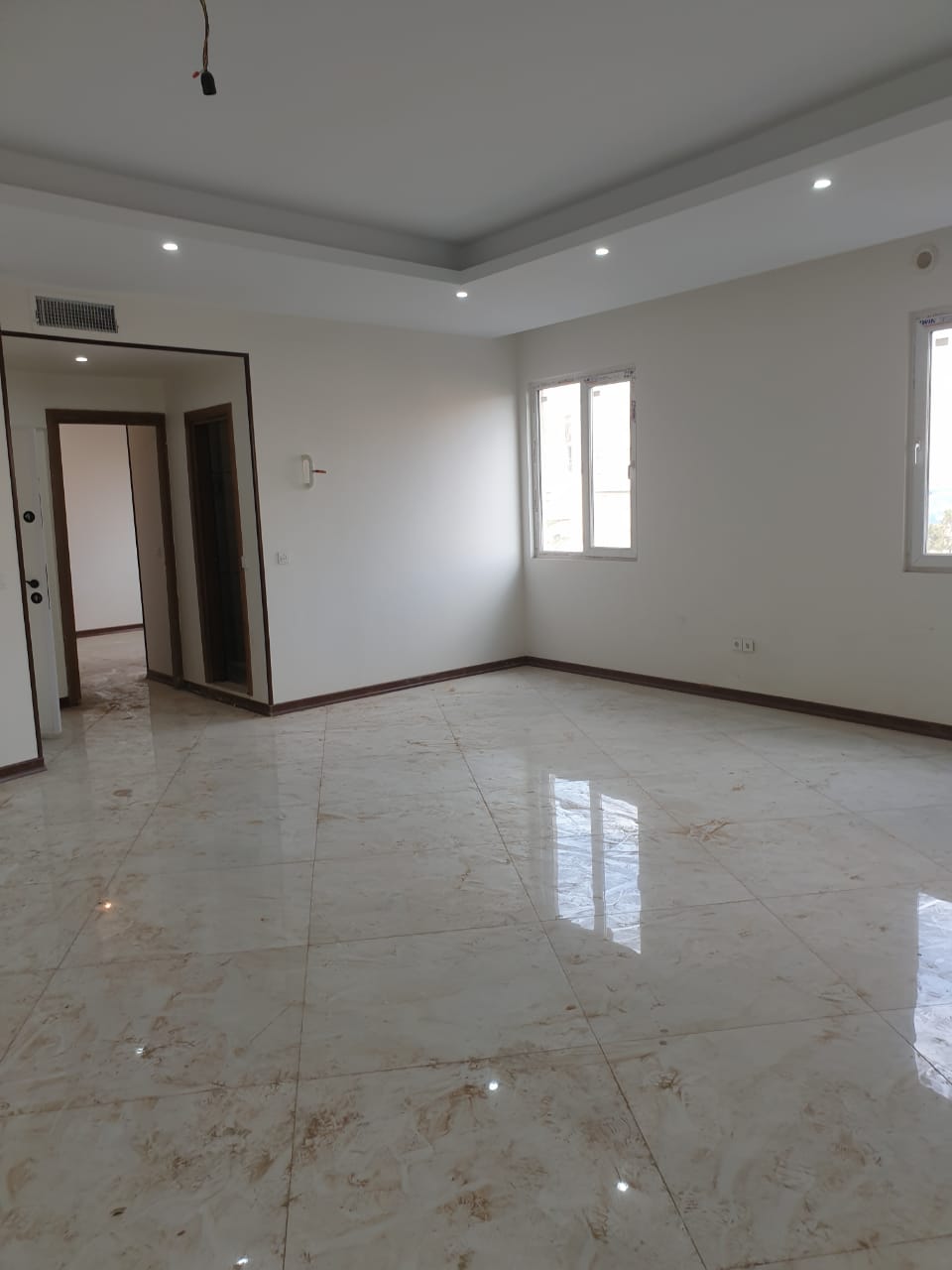 رهن و اجاره آپارتمان 105 متری 2 خواب