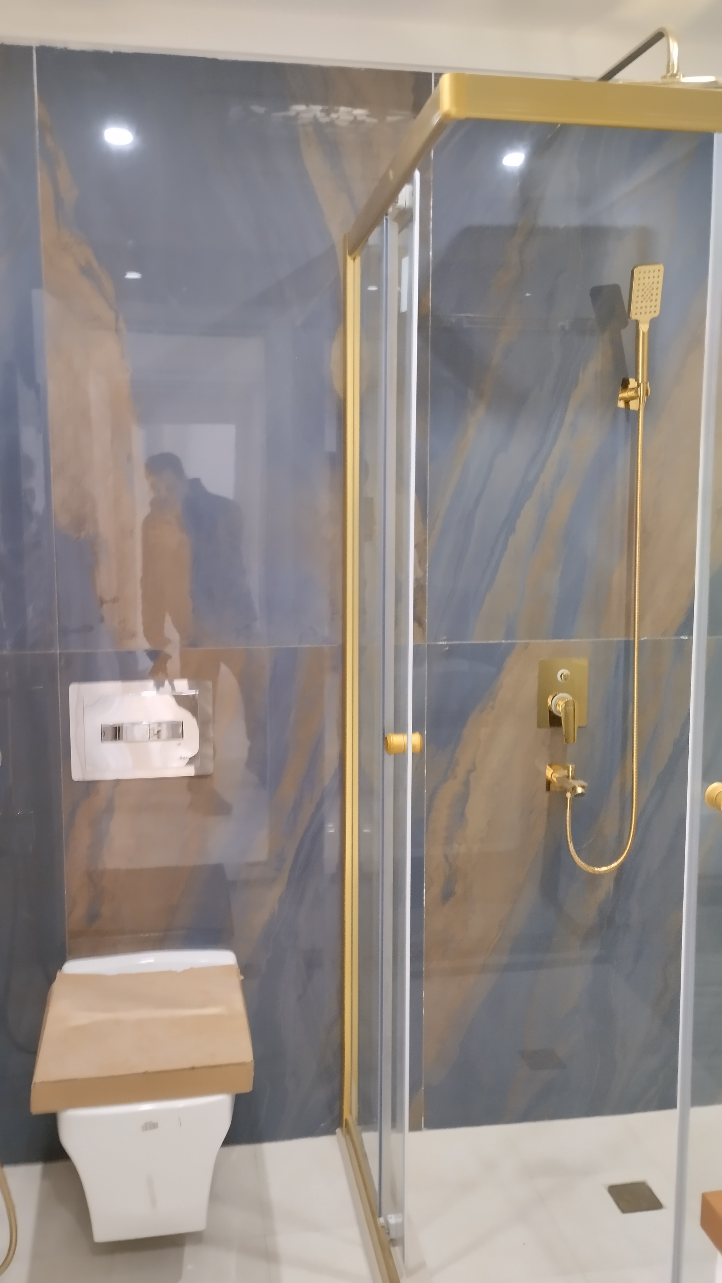 فروش آپارتمان 170 متر 3 خواب فول امکانات 2 پارکینگ