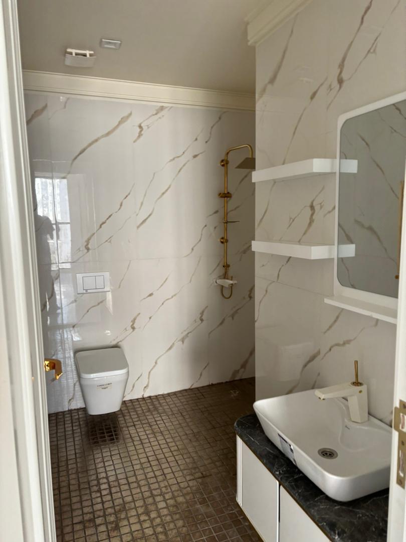 فروش اقدسیه 208 متر اقدسیه لوکیشن دسترسی به پارک و اتوبان مناسب سرمایه گذاری