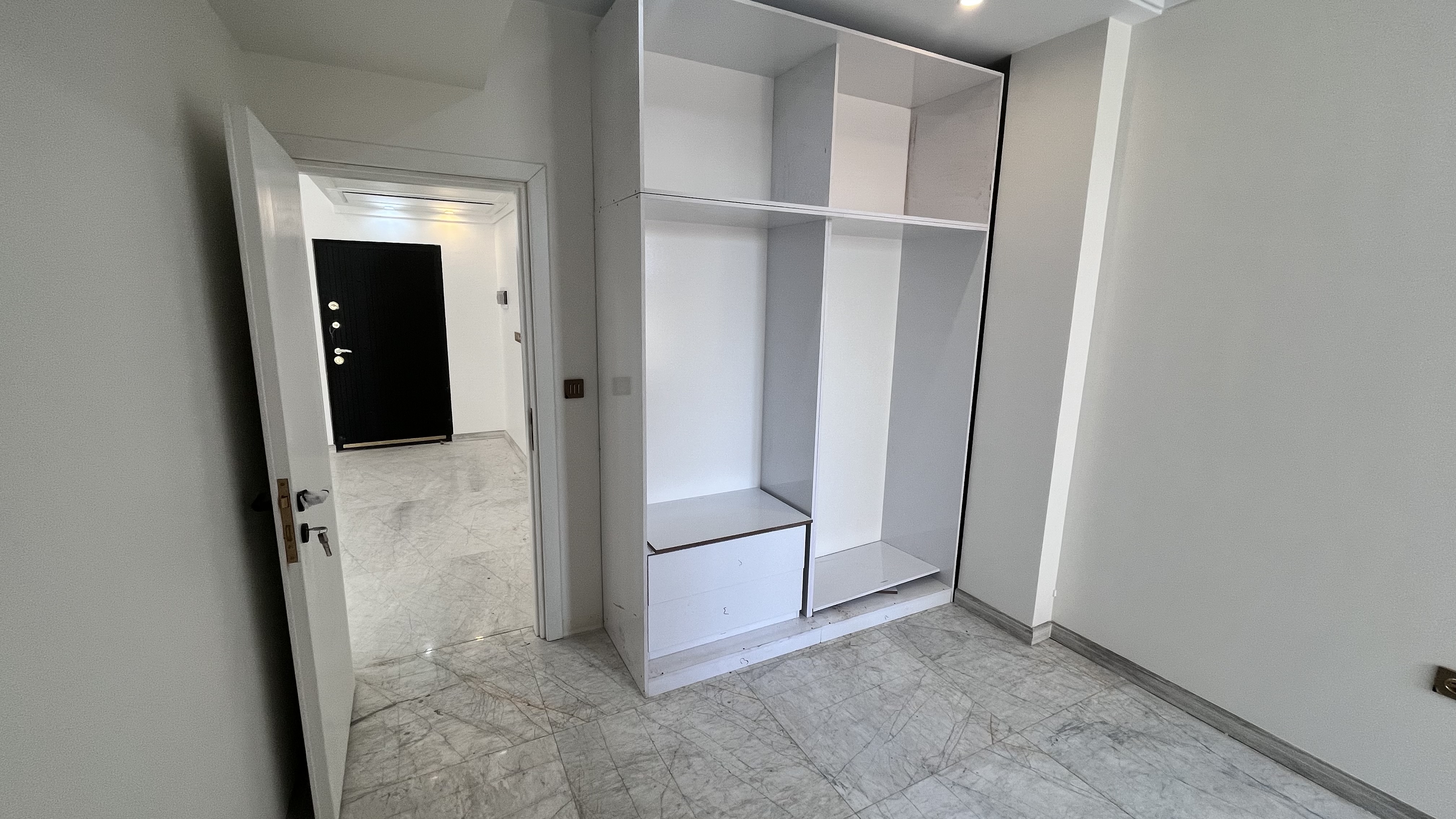 اجاره اپارتمان 100متر هروی فول امکانات