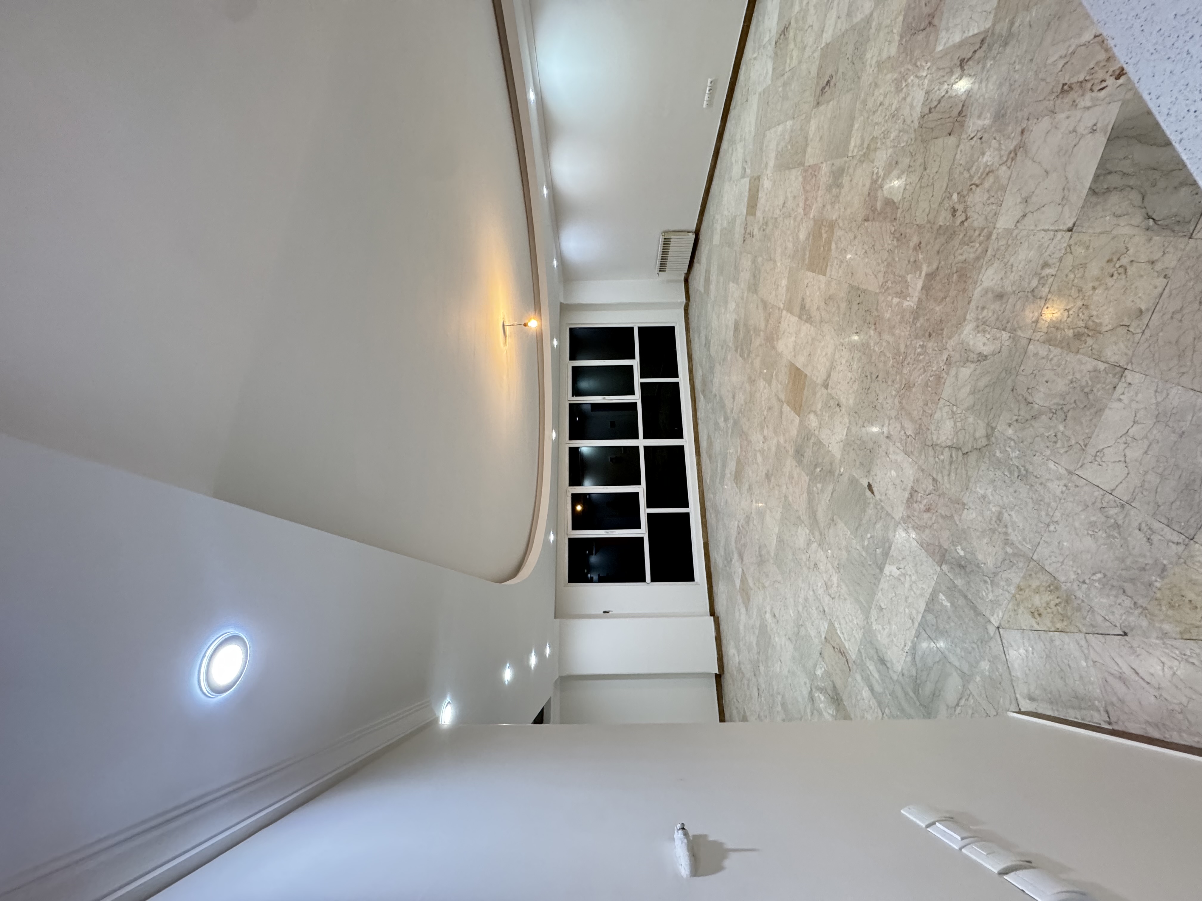 اجاره اپارتمان 163 متر مدائن فول امکانات