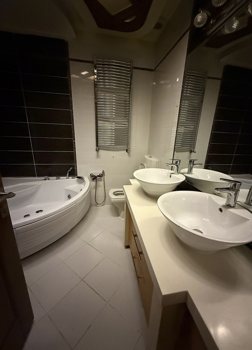 فروش آپارتمان 165 متر جهانتاب