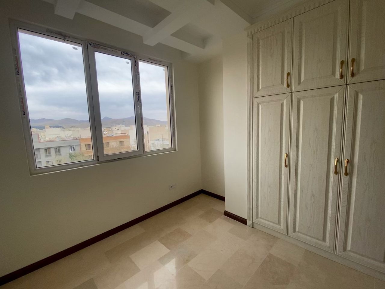 اجاره آپارتمان 85 متر فدک کلید نخورده